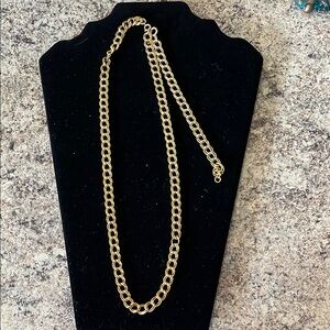 Elegant Gold Chain Necklace